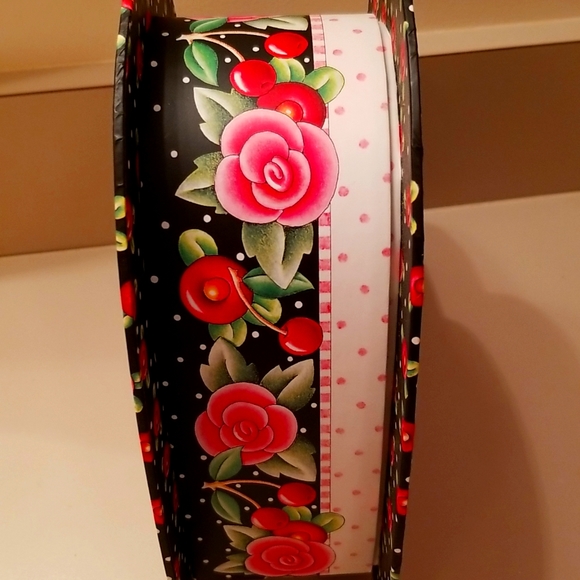 ♥️♥️ HEART SHAPED BOX♥️♥️ - Picture 4 of 4